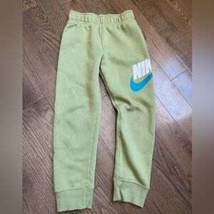 Nike sweatpants side logo green kids small 7